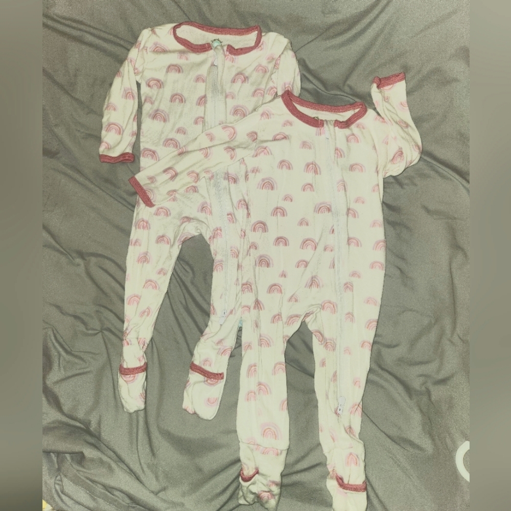 Dreamland Baby- Bamboo Pajamas w/ DreamCuffs Pink Rainbow 6-9mo 2 Pack bundle